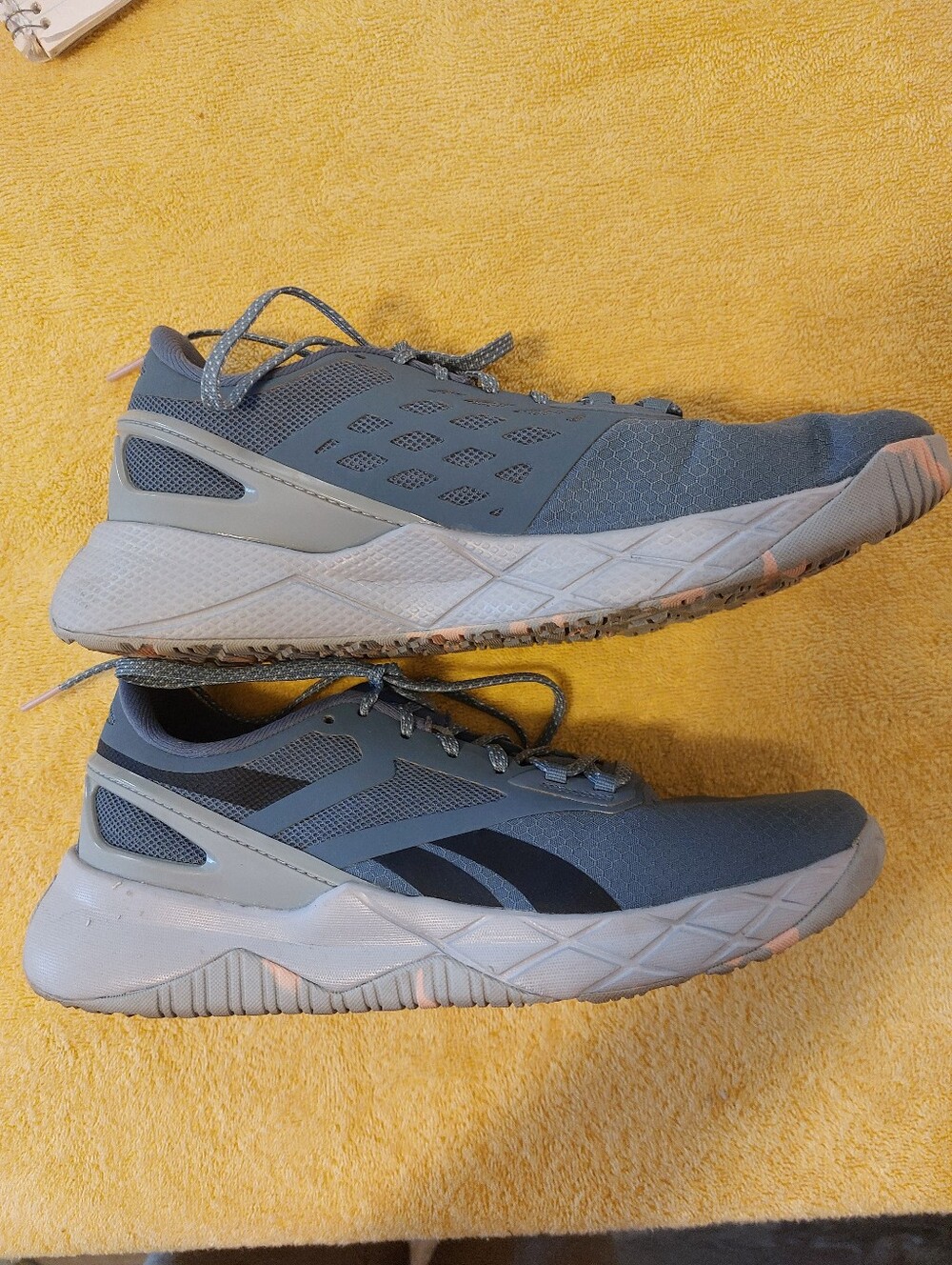 Reebok Nanoflex Ladies Size 8